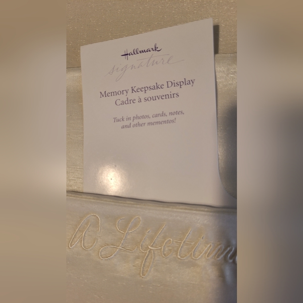 Memory Keepsake Box, by Hallmark. - Picture 5 of 10
